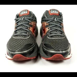 Brooks women’s size 8